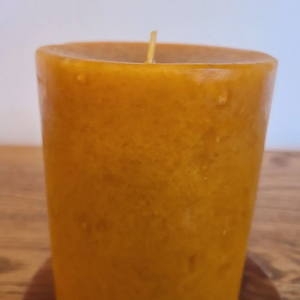 Vintage One Wick Pillar Candle With Red Cedar Wood Under-Plate Gold Amber Orange
